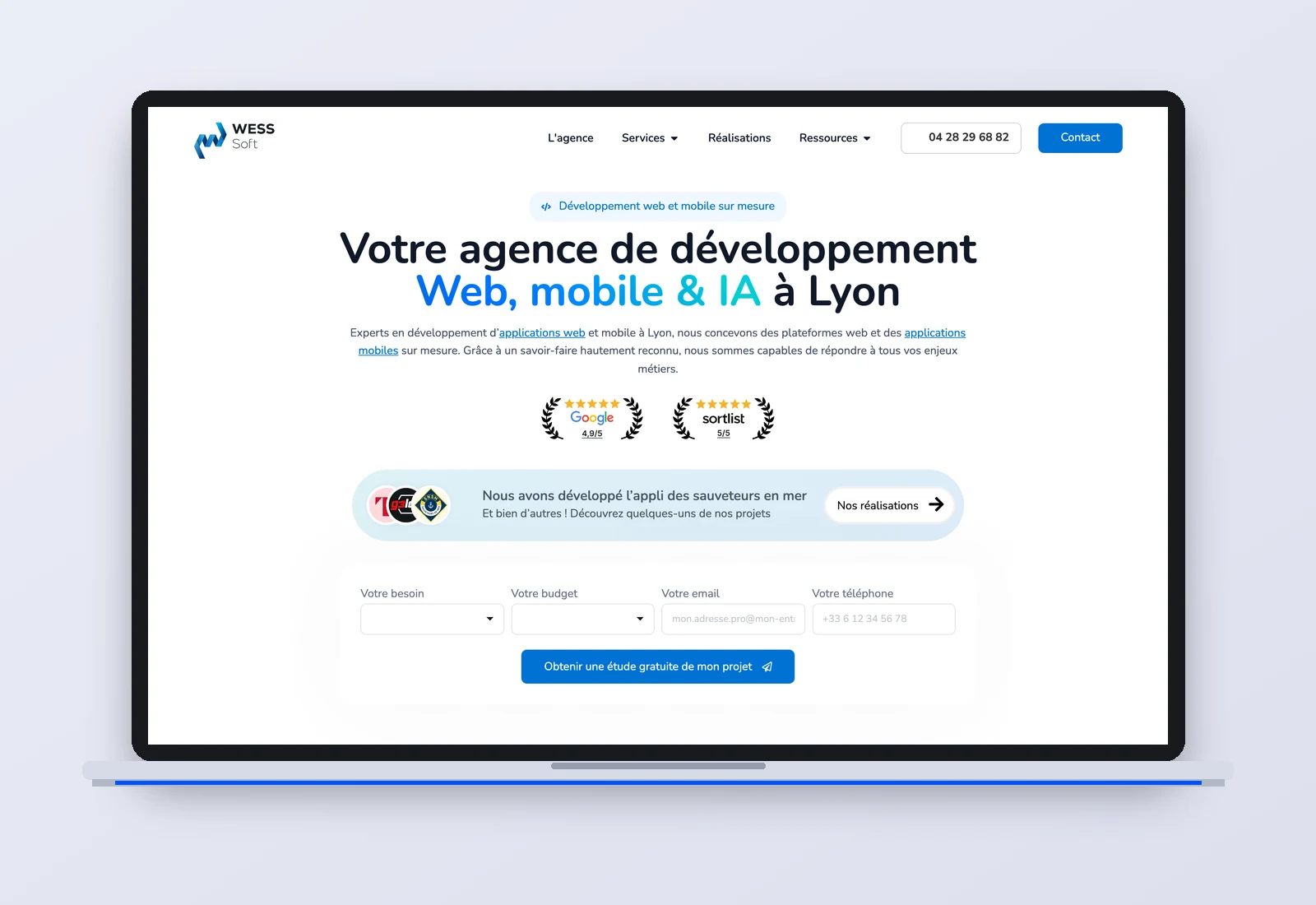 Site de l'agence Wess Soft, développement web et mobile à Lyon, affiché sur un MacBook